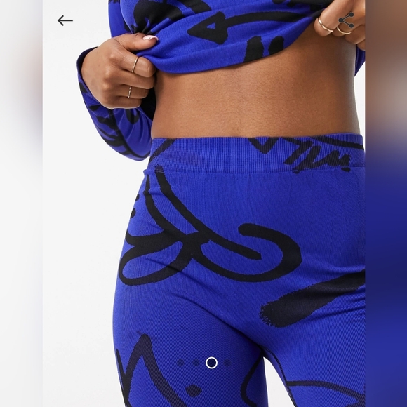 ASOS Blue and Black ski set - Picture 6 of 11
